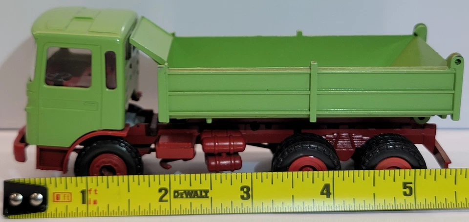 Conrad Art. Nr. 3040 Man Dump Truck Green 1:50 Scale Diecast - Image 2 of 4