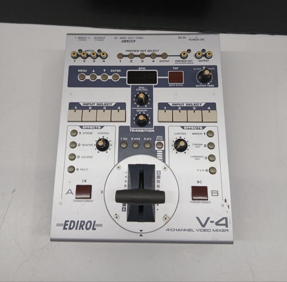 Roland V-4 4 EDIROL Channel Video Mixer Visual Performance