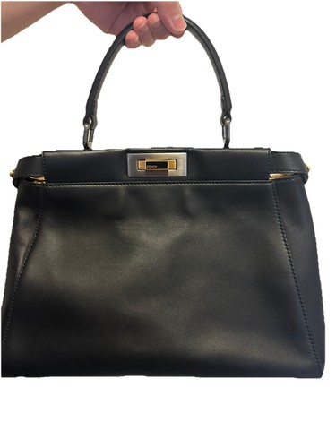 FENDI Peekaboo Vitello Nero