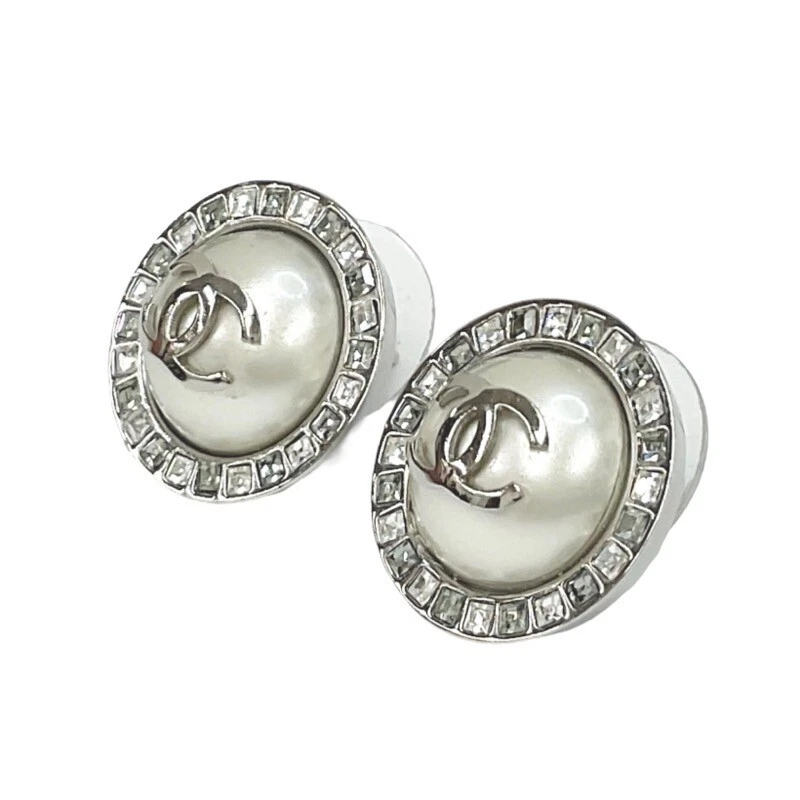 CHANEL Earrings CC Round Fake Pearl Rhinestone COCO Stud B18B Silver Metal  auth