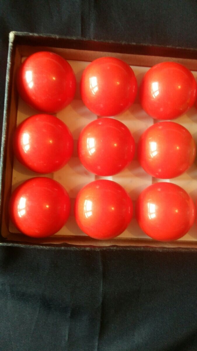 CRYSTALATE SNOOKER & BILLIARD BALL SET VINTAGE IN ORIGINAL CRYSTALATE SNOOKER & BILLIARD BALL SET VINTAGE IN ORIGINAL