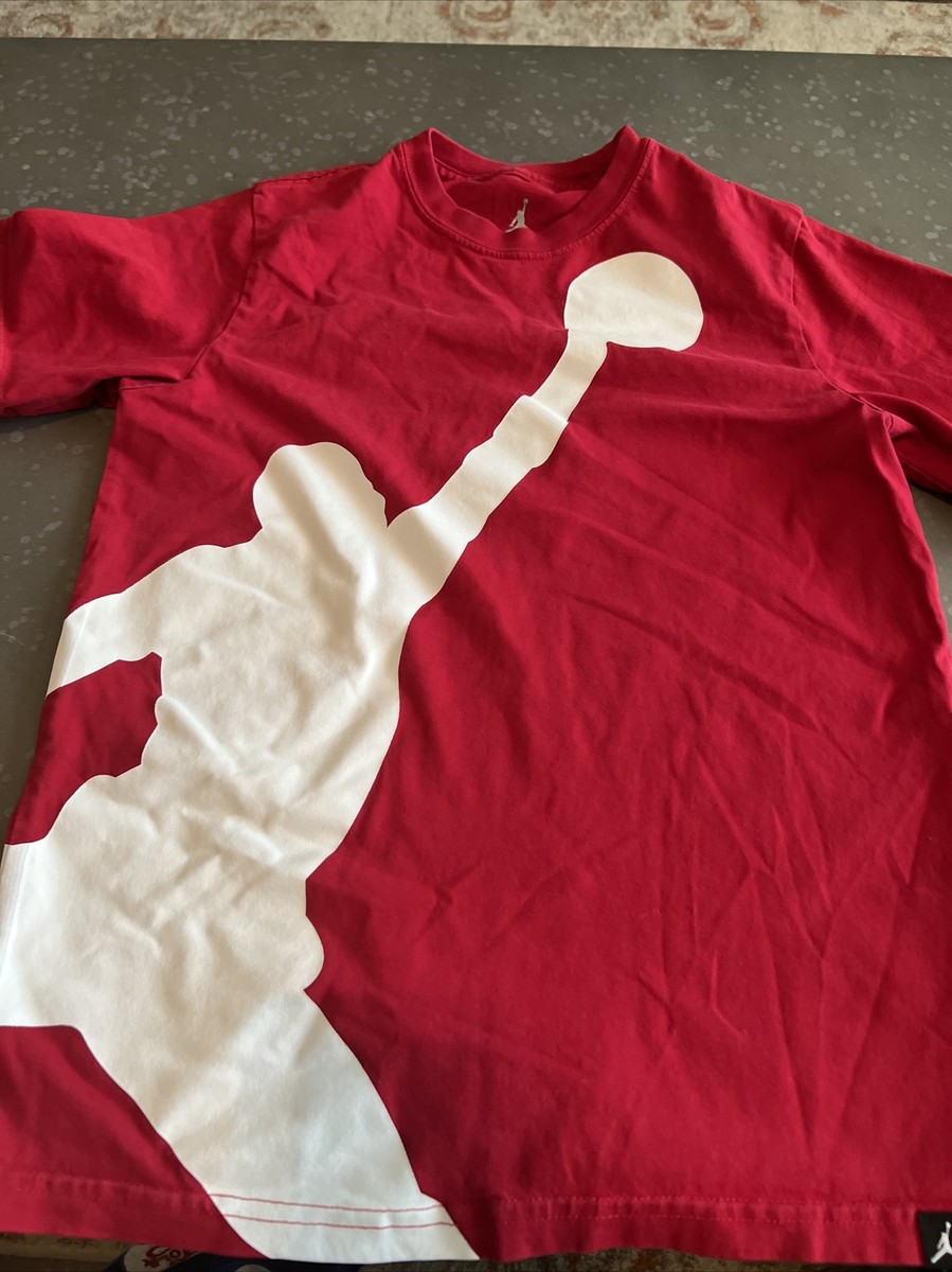 Boys Air Jordan Red T Shirt With Michael Jordan Jumping Size Medium