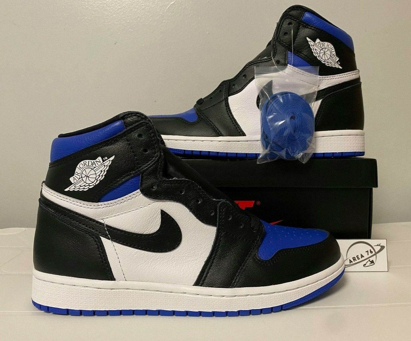 jordan 1's royal toes