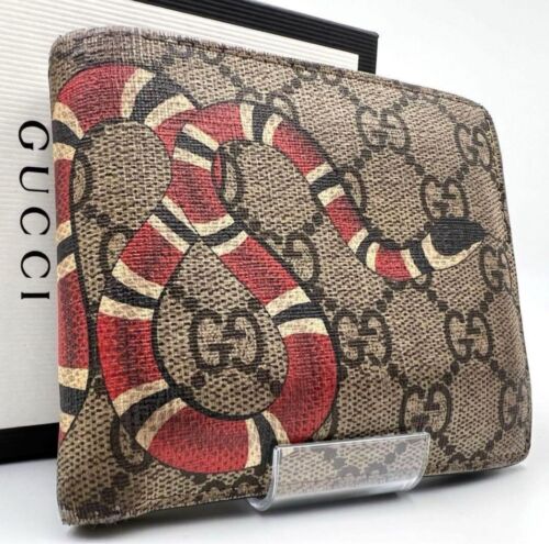 Gucci Kingsnake Print GG Supreme Wallet for Sale in Bloomington