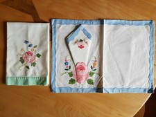 Tischset / Tischdeckchen + Serviette + Gästehandtuch - Applikationsstickerei