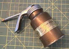 Vintage HOLLYWOOD ACCESSORIES 5 OZ Pump Oiler Advertisement