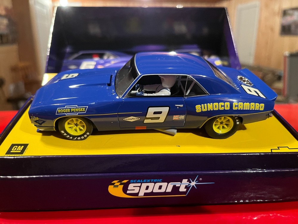 1/32 scale scalextric slot cars