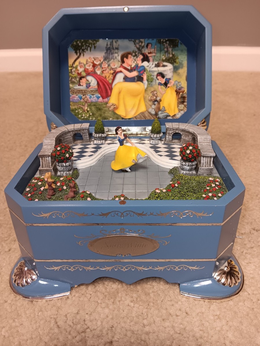 Disney Snow White's Dance, Ever After Music Box Collection, NO