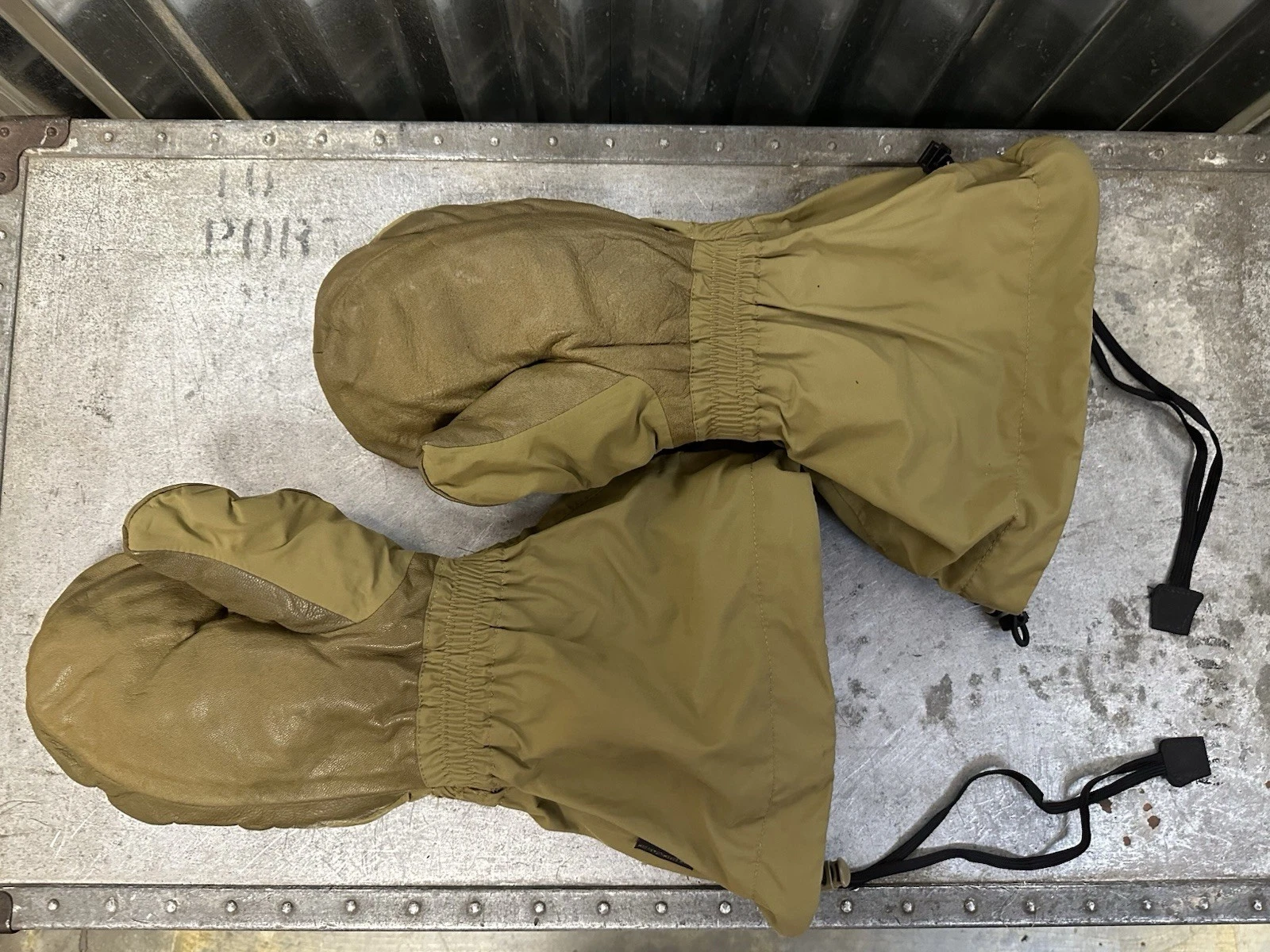 Outdoor Research Gore-Tex Windproof/Waterproof Military Winter Mittens Gloves XL