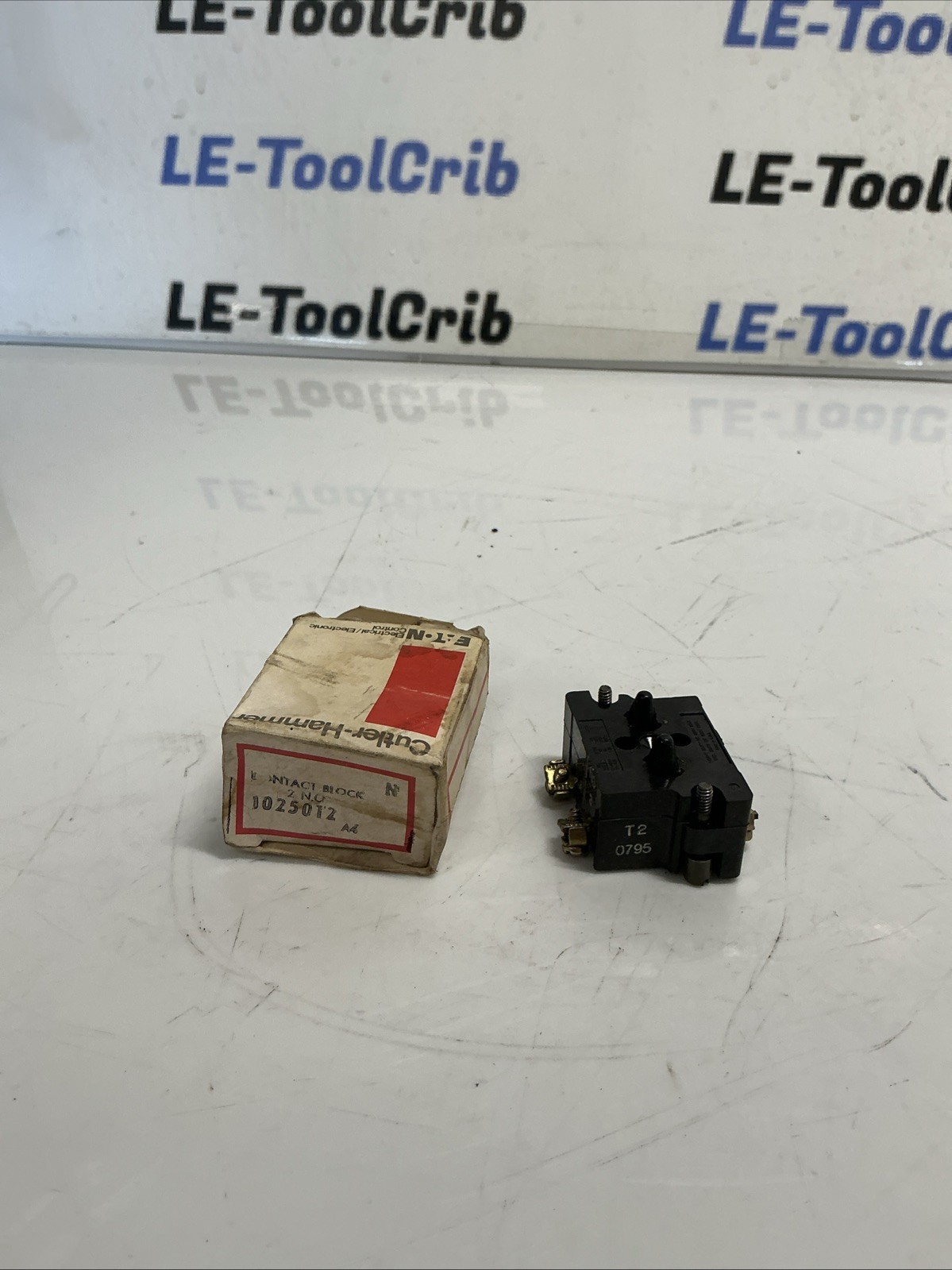 Cutler Hammer 1025012 Contact Block AD-062