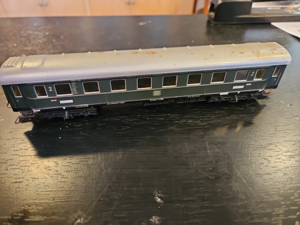 MARKLIN HO GUAGE PASSENGER CAR - Image 3 of 4