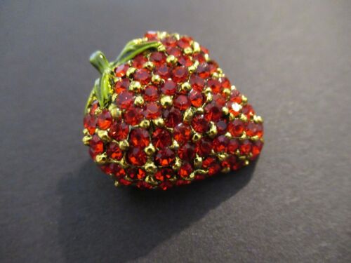 Vintage Strawberry Pin Brooch Red Rhinestone Gold Tone - Picture 2 of 7