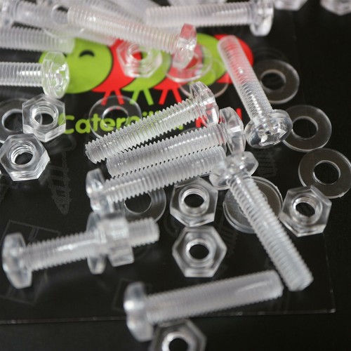 Paquete de 20 tornillos y tuercas transparentes, de Plástico Acrílico. M4x 20mm - Imagen 4 de 6