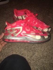 nike lebron 11 low gold