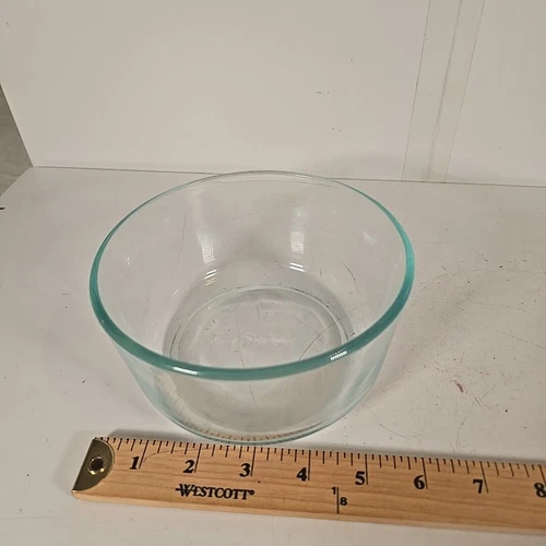 Pyrex Bowl #7201 Made In USA Glass Bowl (1qt)