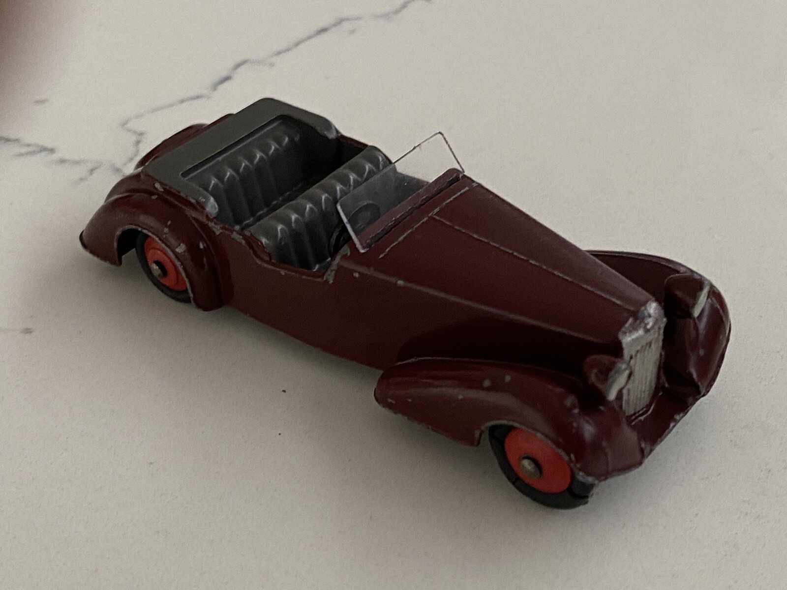 DINKY TOYSなどのビンテージオートバイ,ミニカー4個セット DINKY TOYS