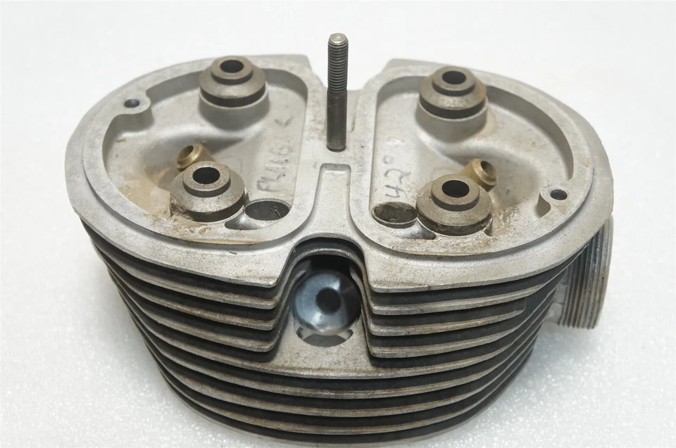  BMW R75 R80 R90 R100 RH cylinder head Airhead 1264569 /VB55/ - Imagem 2 de 4