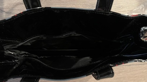 Sac fourre-tout Harrods en cuir verni noir avec icônes London colorées et pailletées neuf avec étiquette - Photo 5/8