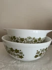 Vintage White Pyrex Spring Blossom 2Pc Set Bowls # 443 & #404 2 1/2 Pt & 4 Quart