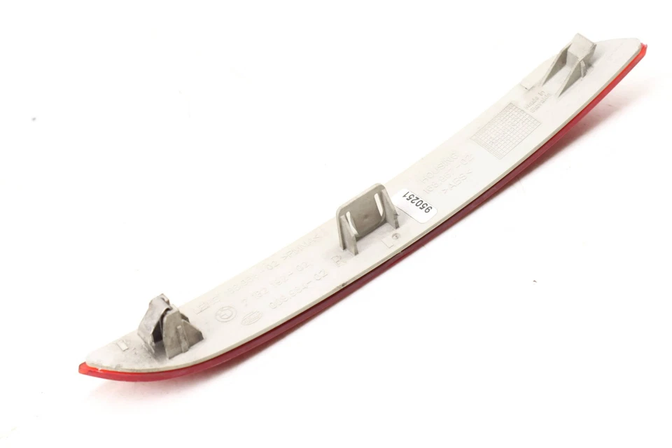 BMW 740I 2010-2015 - Reflector parachoques trasero derecho 7182192 Foto 2 de 4