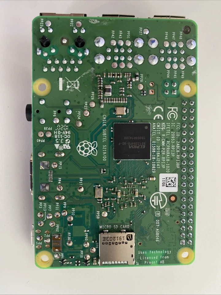 raspberry pi 3 b+ - Imagen 2 de 2
