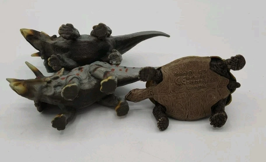 Lote de 3 Figuras SCHLEICH Triceratops Dinosaurios y Tortuga Tortuga Calidad Juguete Foto 4 de 4