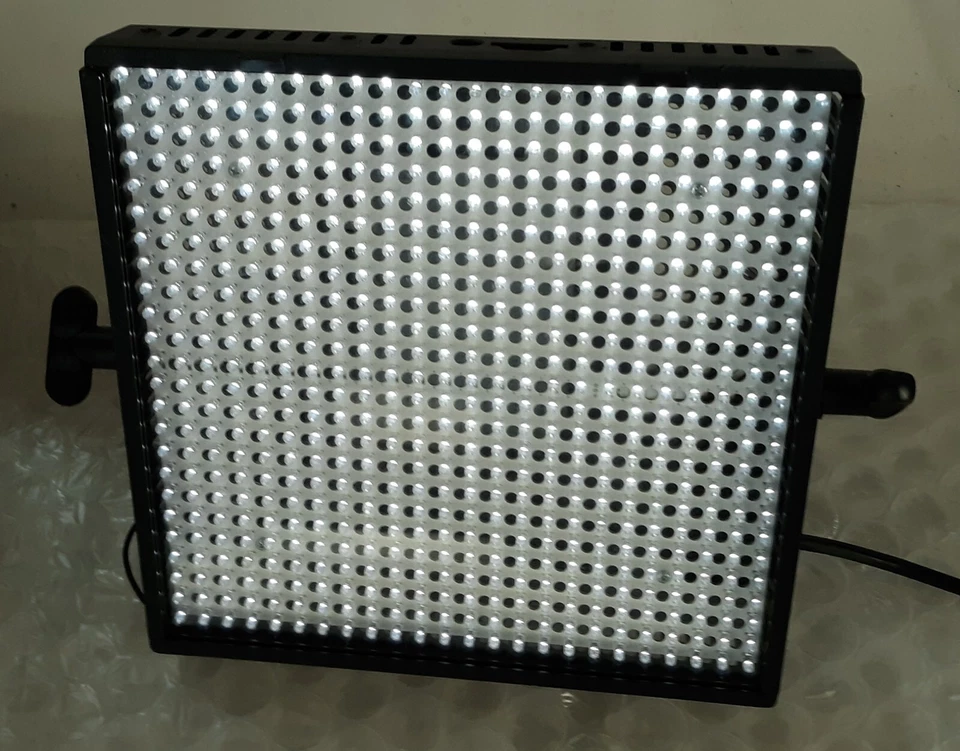 Litepanels LP-1 x 1 5600K-SPOT Panel w/ AC Adapter + Bracket *TESTED* - Image 3 of 4