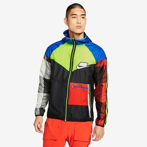 Nike Running Run Wild Pack Windrunner Jacket In Multicolour