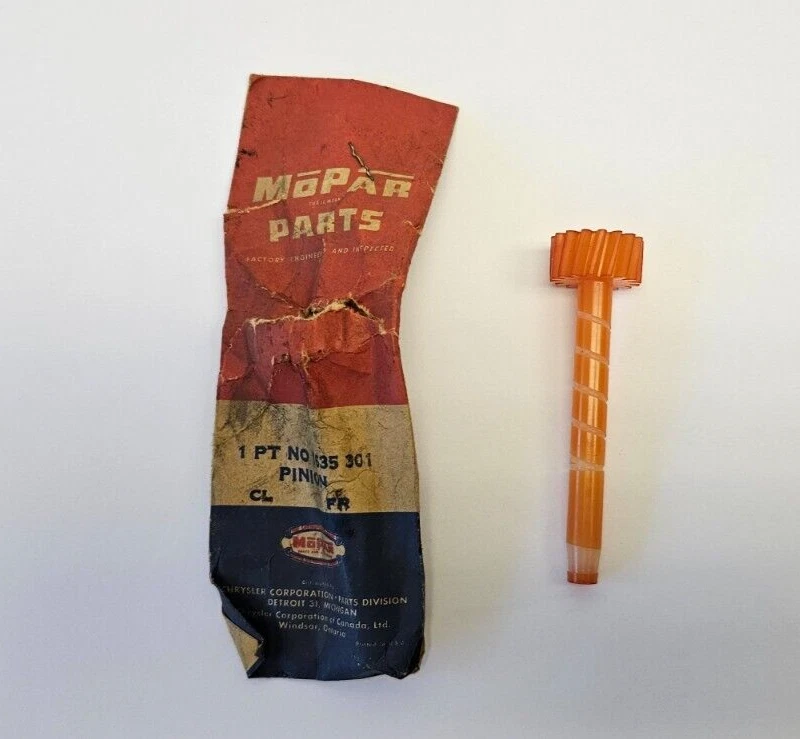 1957-1960 Dodge Plymouth Std Trans 16 Tooth Speedometer Gear Pinion 1635301 NOS - Image 3 of 4