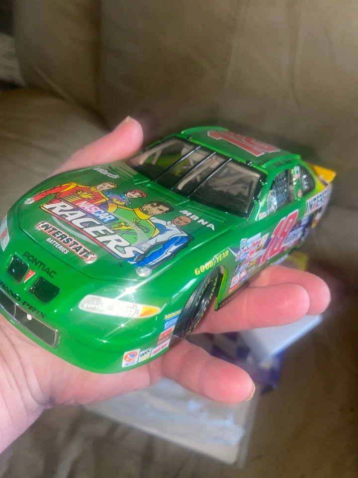 Pontiac NASCAR-Bobby Labonte #18 1999. Baterías interestatales Nascar Racers, Actio Foto 4 de 4