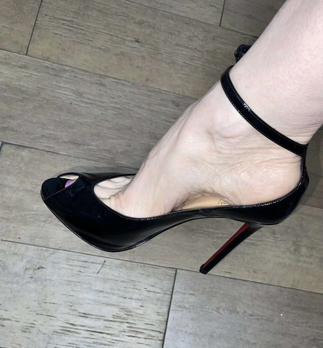 Christian Louboutin Rampoldi 120 Black Patent 39.5 1130240 Neiman Marcus