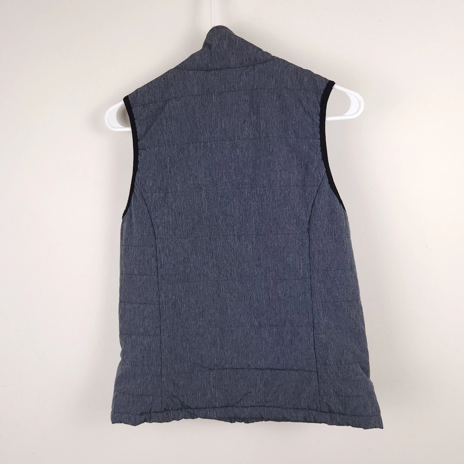vuori full zip puffer sleeveless pockets polyester jacket