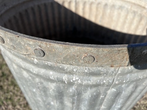 1961 US Army Wheeling CIN Ohio Galvanized Riveted 32 Gal Trash Can (42 Pounds) - Picture 6 of 18