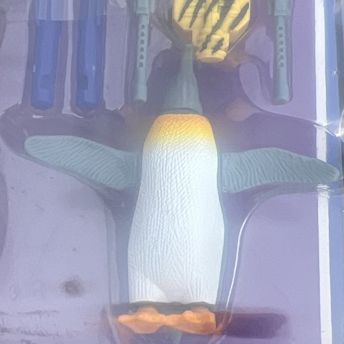 DC Batman Returns Penguin Commandos Figuren 1991 Kenner neu auf Karte - Bild 3 von 9