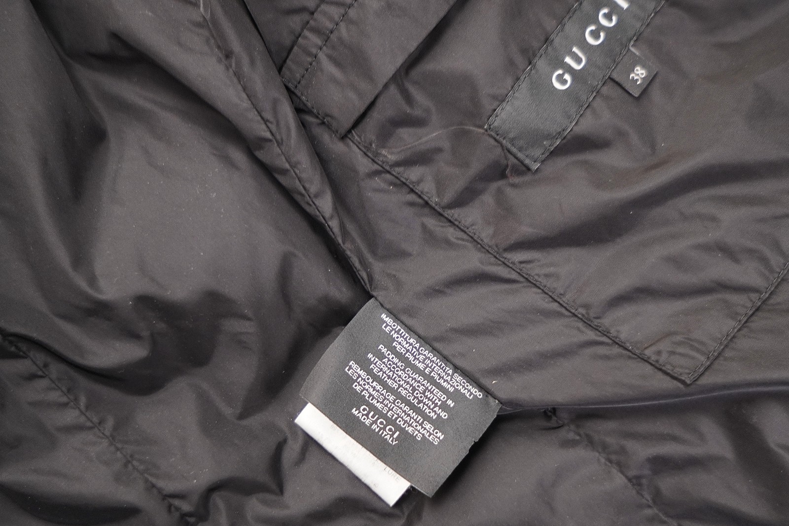 Authentic GUCCI Quilted Poly Down Filled Ski Styl… - image 10