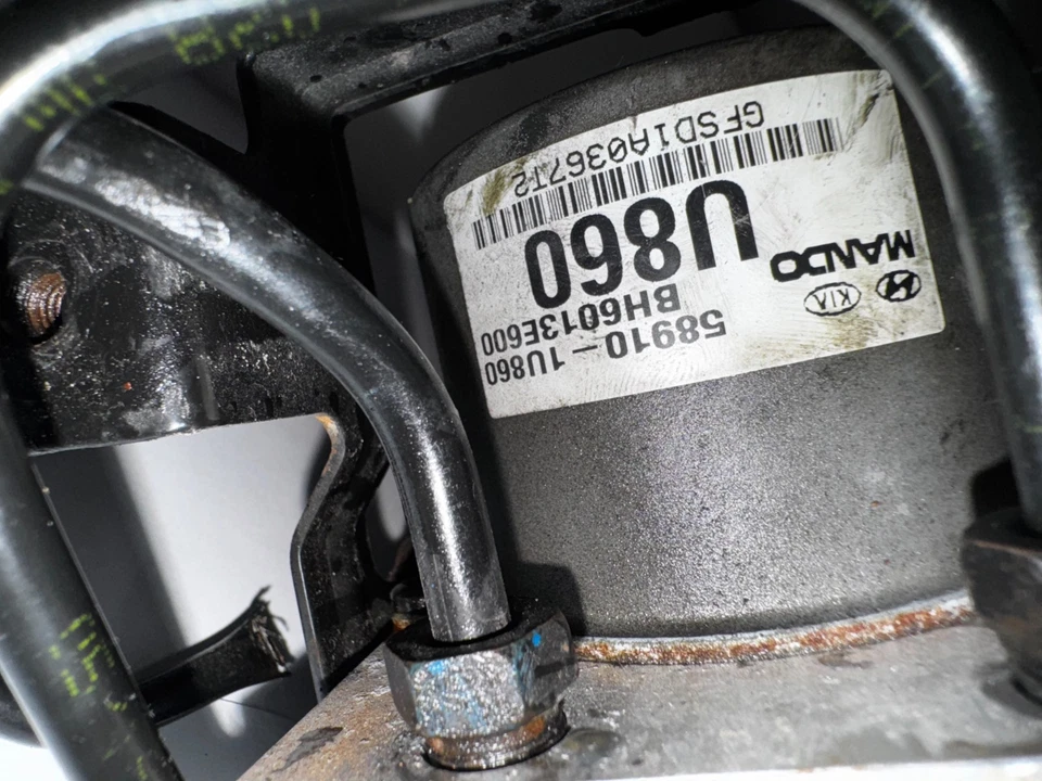 Módulo de bomba de freno antibloqueo ABS KIA SORENTO 2011-2013 BE6003E622 Foto 2 de 4