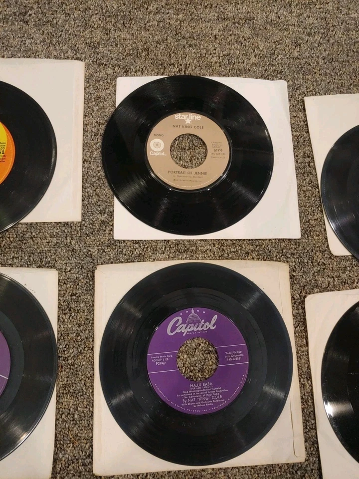 Lot Of 10 Nat King Cole 45 RPM - Image 4 of 4