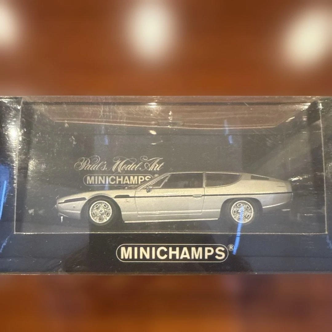 Lamborghini Countach LPI 800-4 Argento Luna (LookSmart) 1/43e