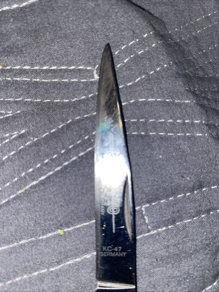 Cuchillo de bolsillo plegable manual de hoja única inoxidable Kissing Crane Stiletto KC-47 Foto 4 de 4