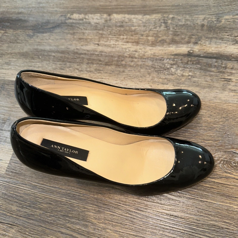 ANN TAYLOR | Zapatos de vestir/tacones para mujer | Charol | Negro | Talla 7 Foto 2 de 4