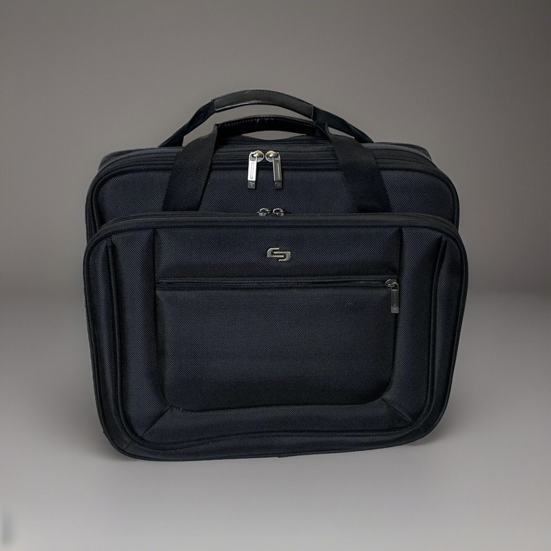 Solo Rolling Bag