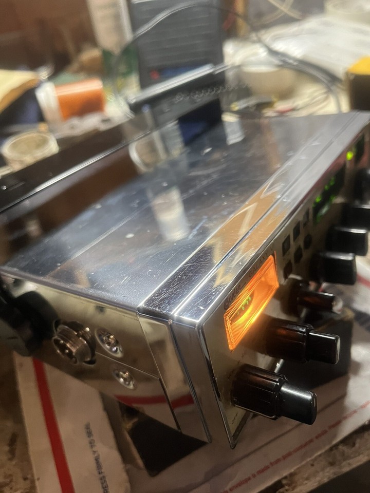 cb radio parts accessoriesRARE COURIER SSB LSB,USB,AM 4 PIN MIC RADIO