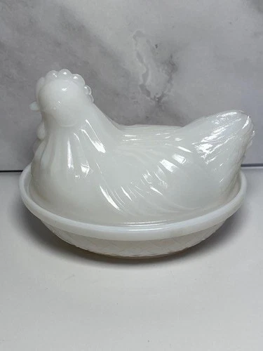 Vintage Milk Glass White Hen on a Nest 3" Chicken Candy Dish