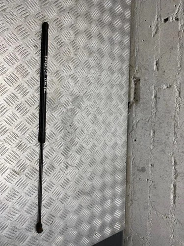 VW PASSAT B6 3C2 Vordere linke Motorhaubendämpfer 3C8823359 2.00 30511945