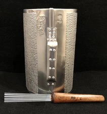 GUIRA PROFESIONAL DOMINICANA 21"X 11" CON SU GANCHO INCLUIDO🇩🇴