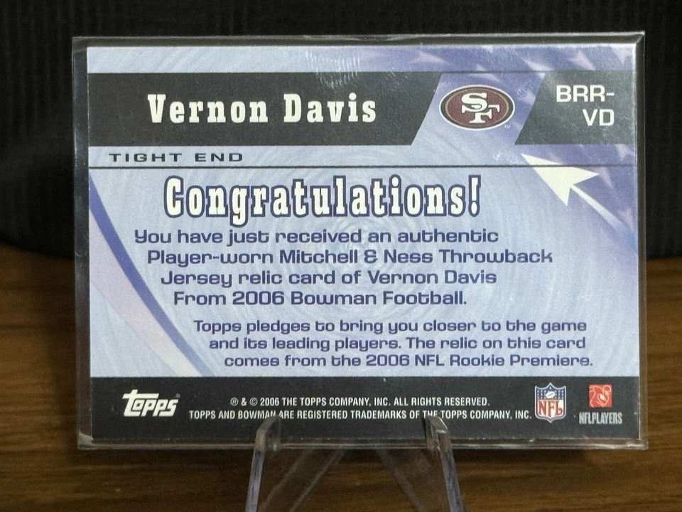 2006 Bowman - Rookie Rewind Jersey Vernon Davis #BRR-VD (MEM, RC) - Image 4 of 4
