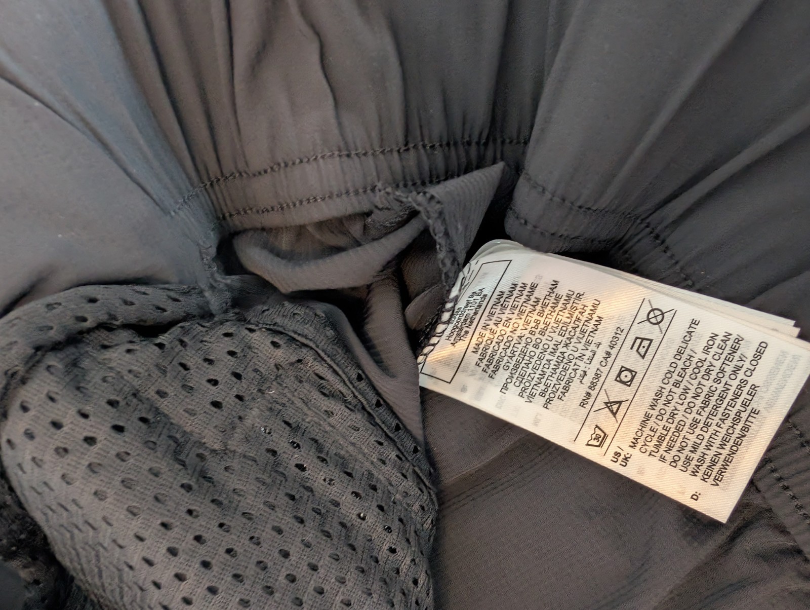 NWT Adidas Multi Sport Women's Jacket Black UPF 50+ Size S thumbnail 10