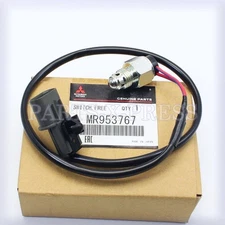 MR953767 NEW GENUINE OEM MITSUBISHI MONTERO FRONT DIFFERENTIAL FREEWHEEL CLUTCH