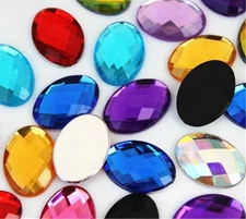 CraftbuddyUS 30pcs 13x18mm Flatback MIXED Faceted Oval Acrylic Gems DIY