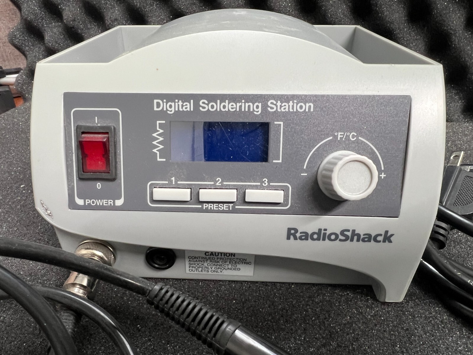 RadioShack Digital Soldering Station Model 64053 60 Watt LCD Display
